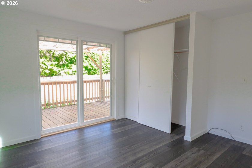 Move-in ready and beautifully maintained, this double-wide - photo 20