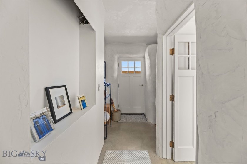 Nestled in the heart of Paradise Valley, this charming listing - photo 21