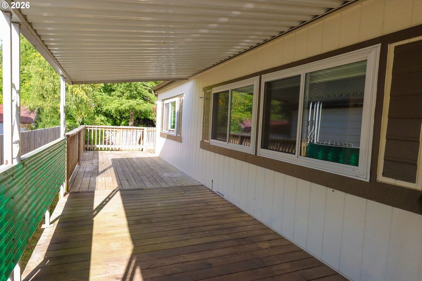 Move-in ready and beautifully maintained, this double-wide - photo 30
