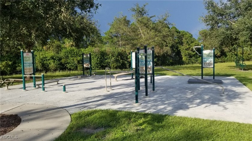 No HOAs with fees or deed restrictions or CDDs. Not on the North - photo 31