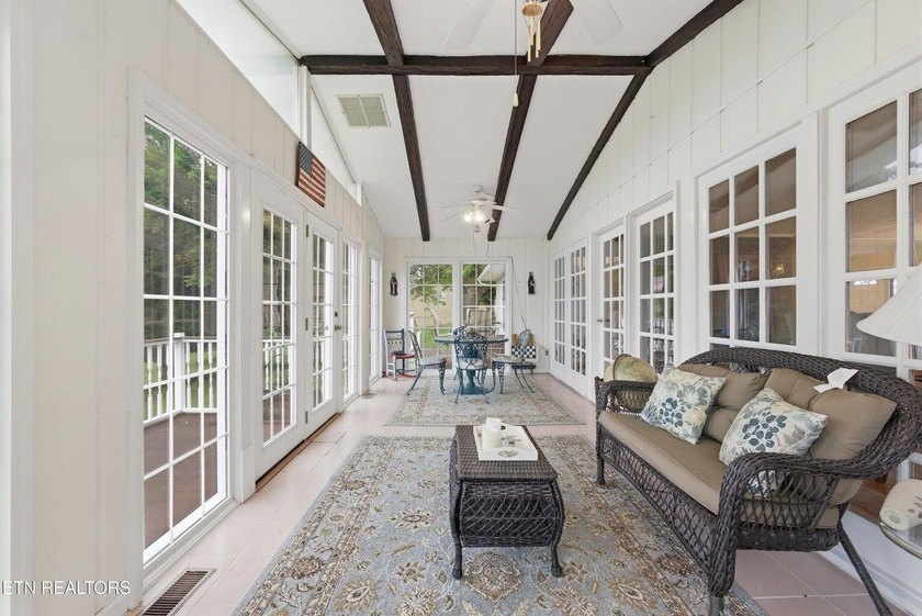 Lakefront Home with Private Dock, Boat Ramp, Sunroom &amp; peaceful - photo 17