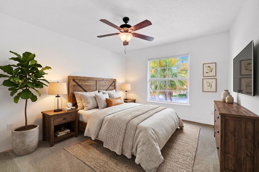 LAKEFRONT - 4 BD, 2.5BA w/Impact Glass, fresh paint, AC's ('21) - photo 28