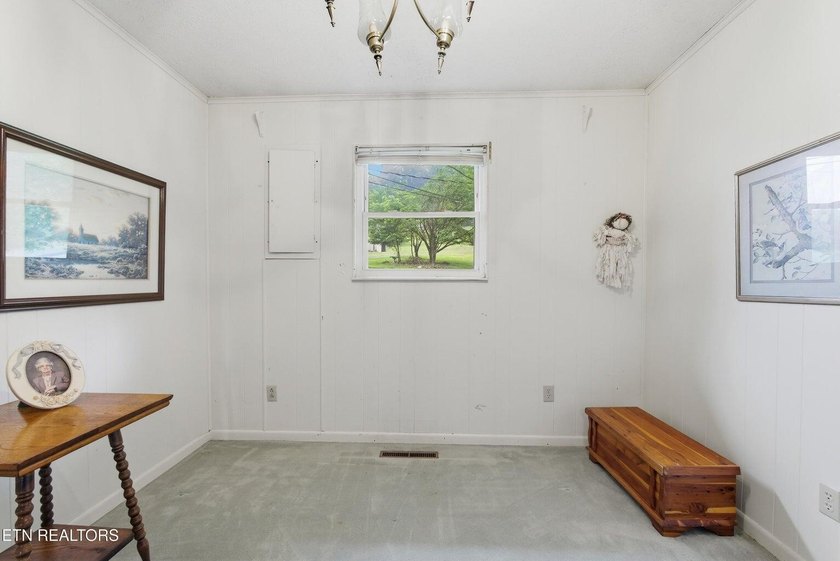Lakefront Home with Private Dock, Boat Ramp, Sunroom &amp; peaceful - photo 29