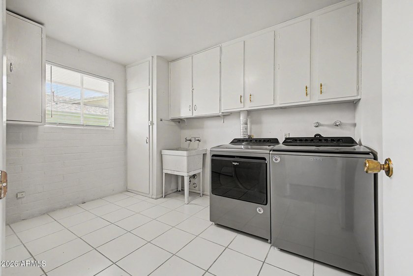 Charming, peaceful neighborhood with easy access to recreation - photo 31