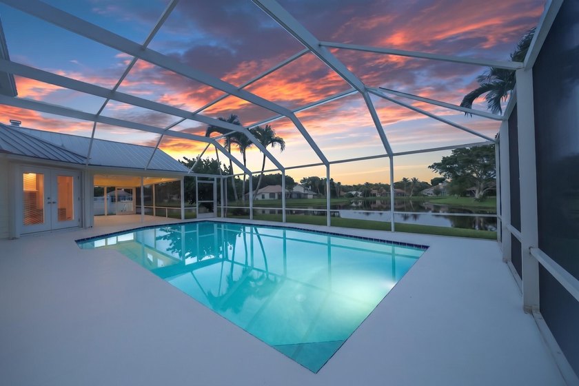 LAKEFRONT - 4 BD, 2.5BA w/Impact Glass, fresh paint, AC's ('21) - photo 43