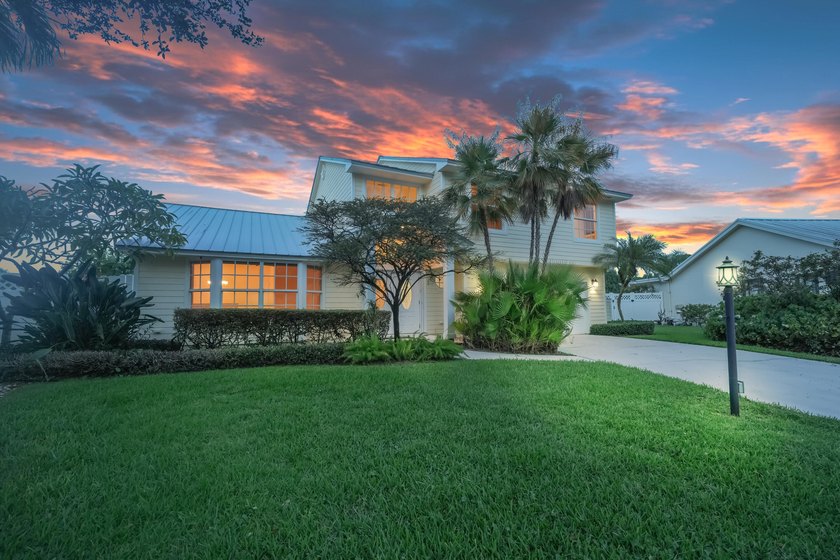 LAKEFRONT - 4 BD, 2.5BA w/Impact Glass, fresh paint, AC's ('21) - photo 47