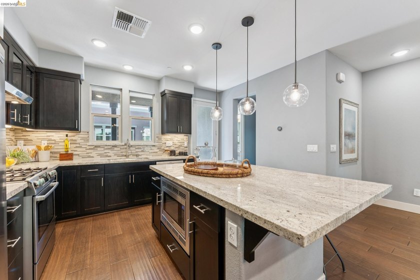 Price Change $979,000 Sophisticated Living in the Heart of - photo 10