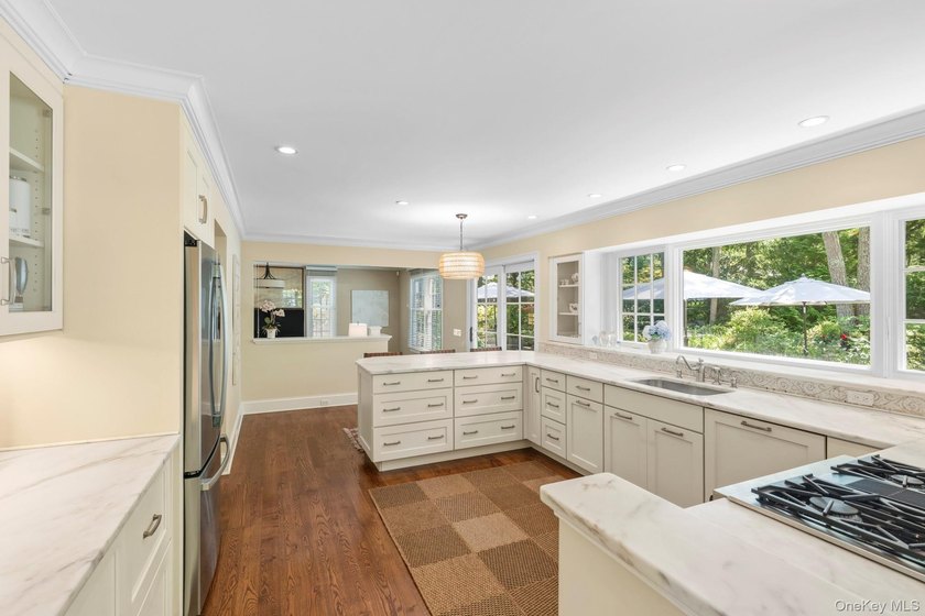 Nestled on a quiet street in Sag Harbor and only a quarter mile - photo 13