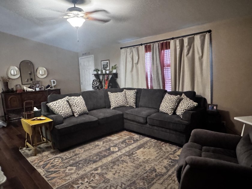This is a 3 bedroom 2 full bath manufactured home on land - photo 13