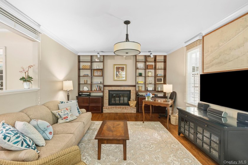 Nestled on a quiet street in Sag Harbor and only a quarter mile - photo 15