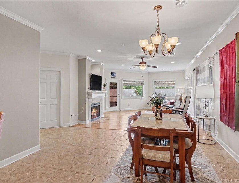 Enjoy Lake Hamilton living in this furnished 2-bedroom, 2-bath - photo 7