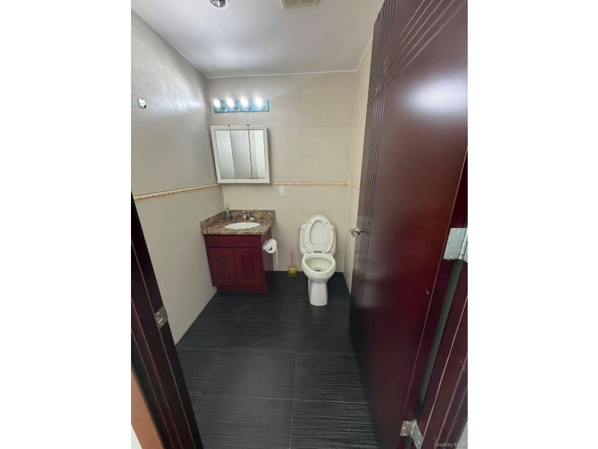 Welcome to 92 Canal Street #6C, New York, NY 10002 - a prime - photo 7
