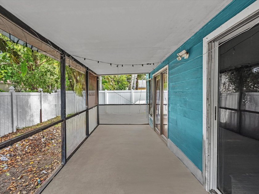 Welcome to this Beautiful 3-bedroom, 2.5-bath home tucked inside - photo 7