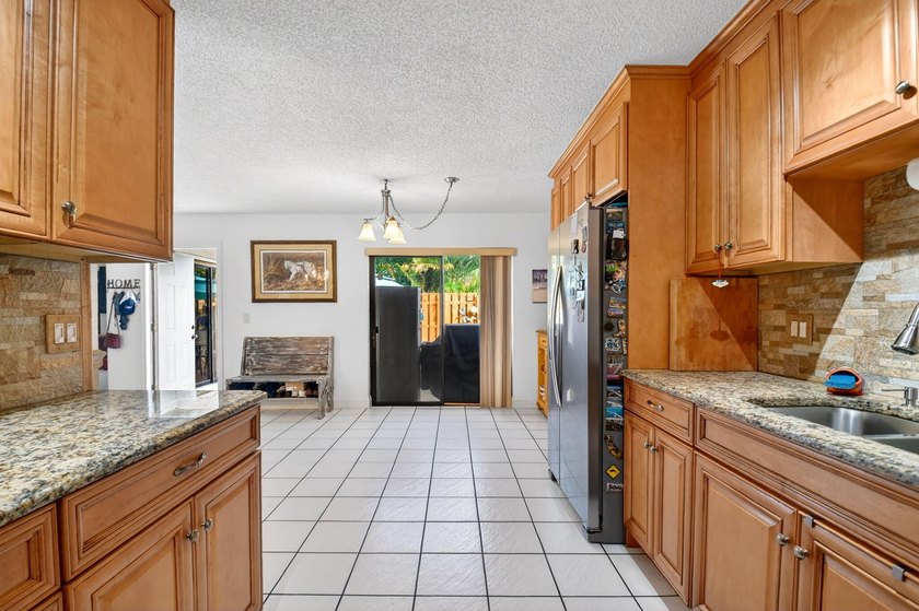 Welcome to 1545 Forest Lakes Circle Unit B in West Palm Beach - photo 13