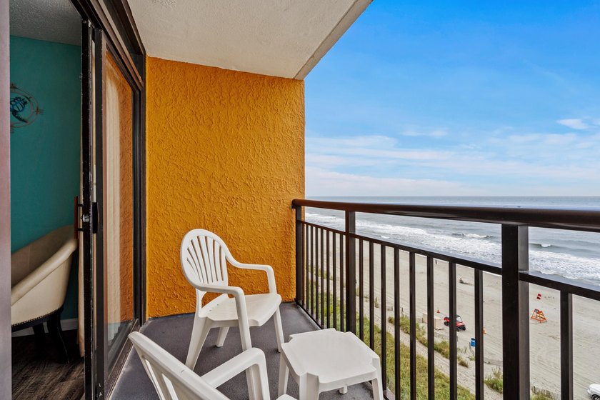 Wake up to panoramic ocean views and unforgettable sunrises from - photo 21