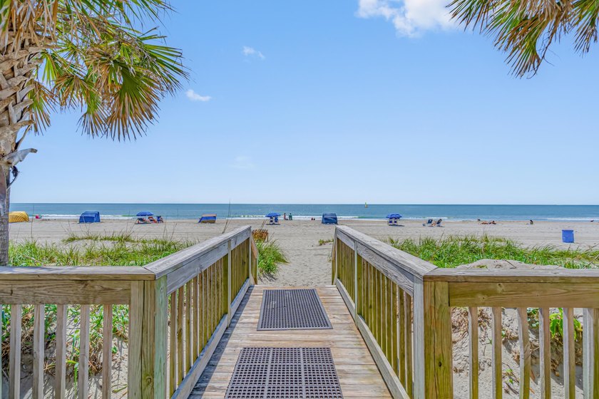 Wake up to panoramic ocean views and unforgettable sunrises from - photo 30