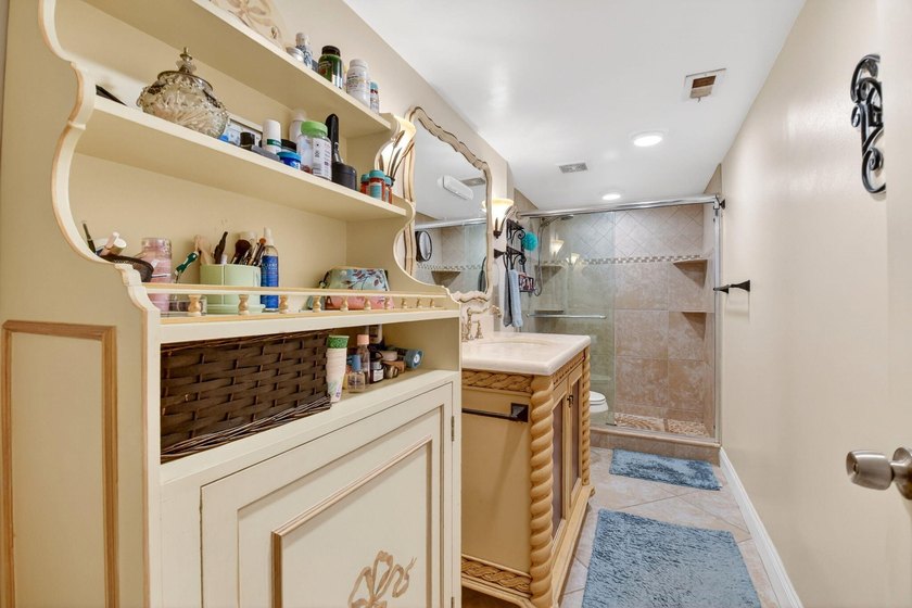 Welcome to 1545 Forest Lakes Circle Unit B in West Palm Beach - photo 38
