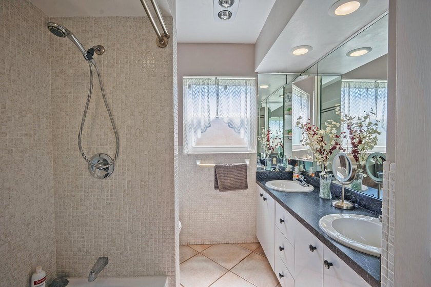 This beautifully maintained 4/2 pool home offers just under 2 - photo 8