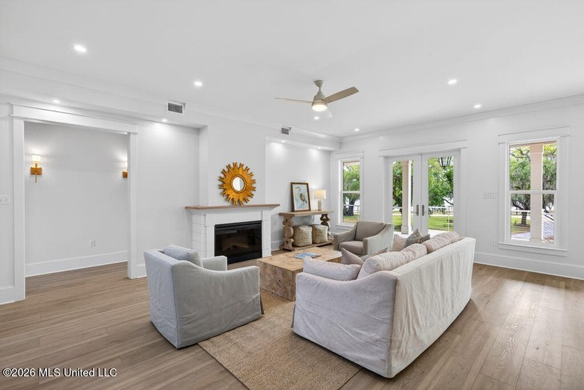 Stunning waterfront property with beautiful views of the Bay of - photo 14