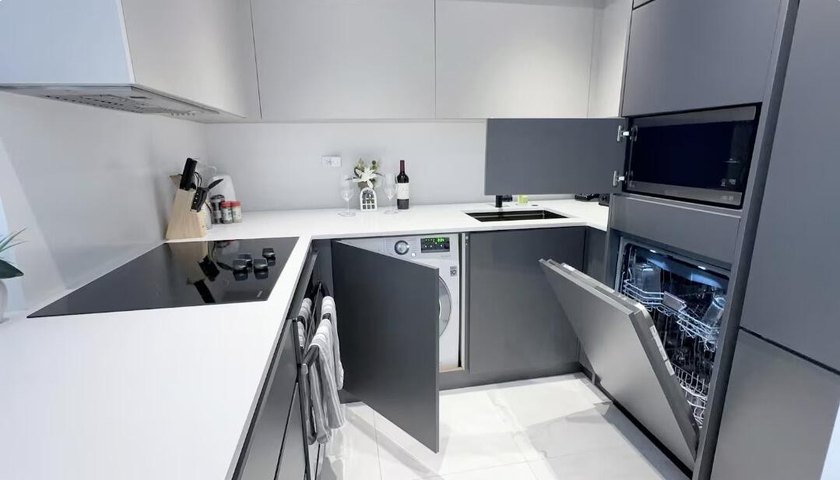Turnkey 1BD/1BA upgraded in 2022 with tile floors, upgraded bath - photo 18