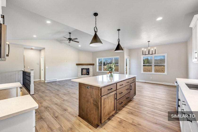 Stunning free-standing home in Autumn Field Condos! Just 6 more - photo 10
