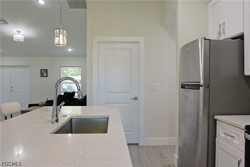 Welcome to your Southwest Florida paradise! Nestled in the - photo 9