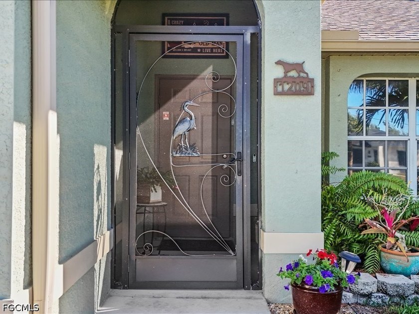 Welcome to your own private Florida retreat in the heart of - photo 8