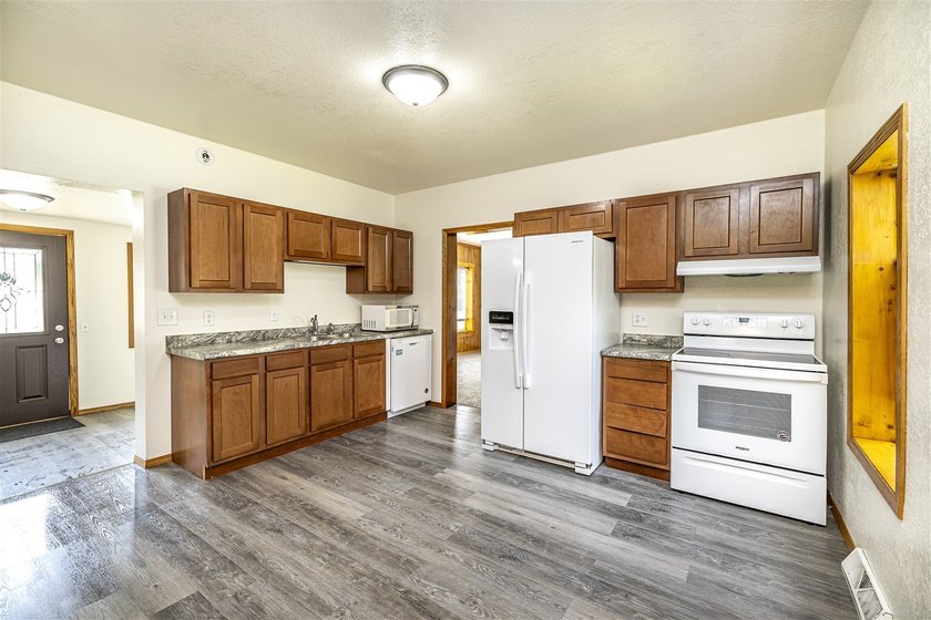 Completely Updated Riverfront Home on 1.2 Acres! Don't let the - photo 19
