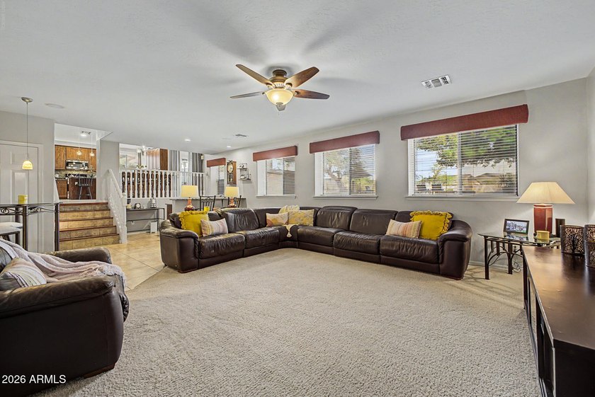 Welcome to this stunning Cave Creek home, where modern style and - photo 24