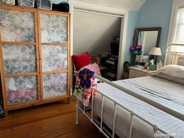 THIS SPECTACULAR 3 FAMILY HOME. PRIME LOCATION IN KENSINGTON - photo 20
