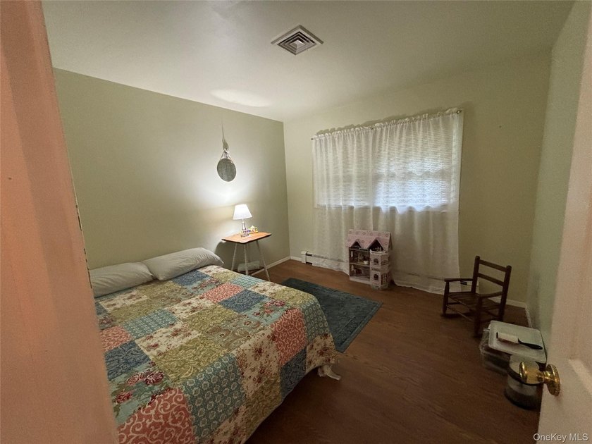 72 Fanning Blvd. Is Awaiting its New Owner! Located on a Fully - photo 26