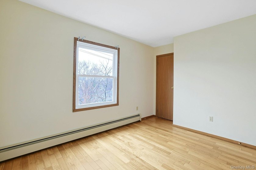 Welcome to this well-maintained 3-bedroom, 2.5-bath home in the - photo 21