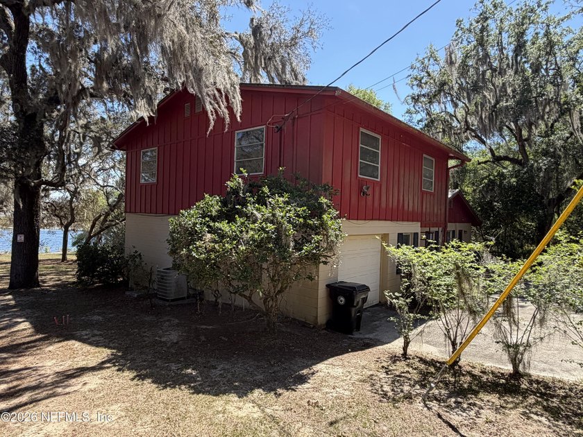 White Sands Lake home in great area with plenty of parks and - photo 3