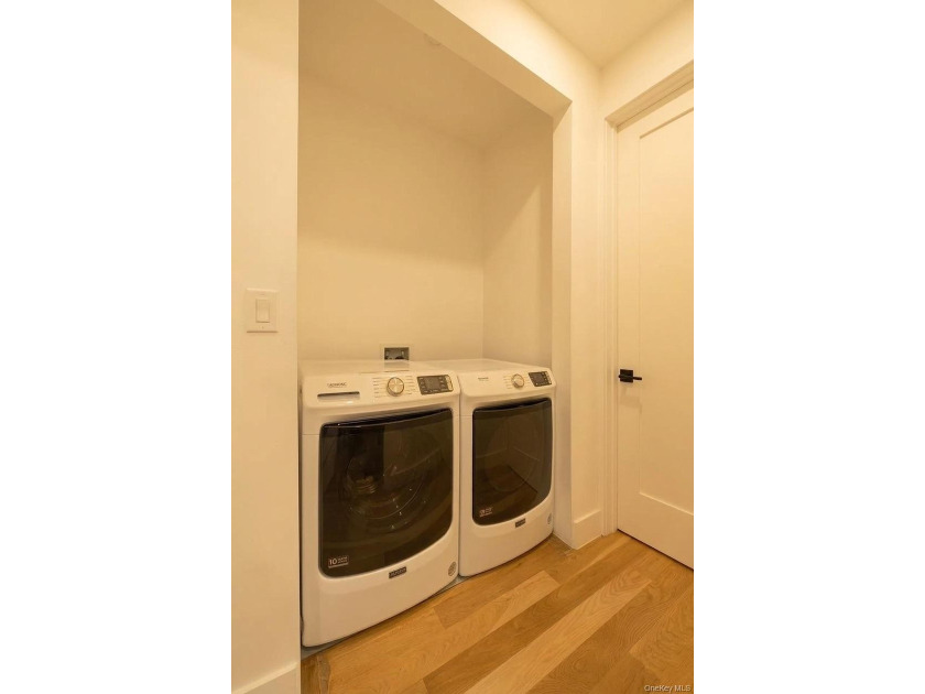 Welcome to 1173 E 43rd St, located in Beautiful Brooklyn NY! - photo 12