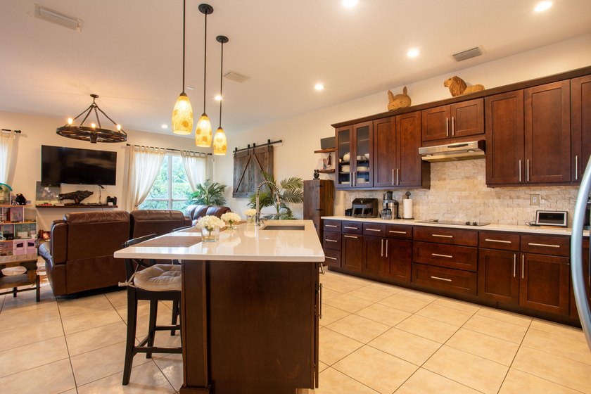 Beautiful two-story home located in The Estates at Madison Green - photo 15
