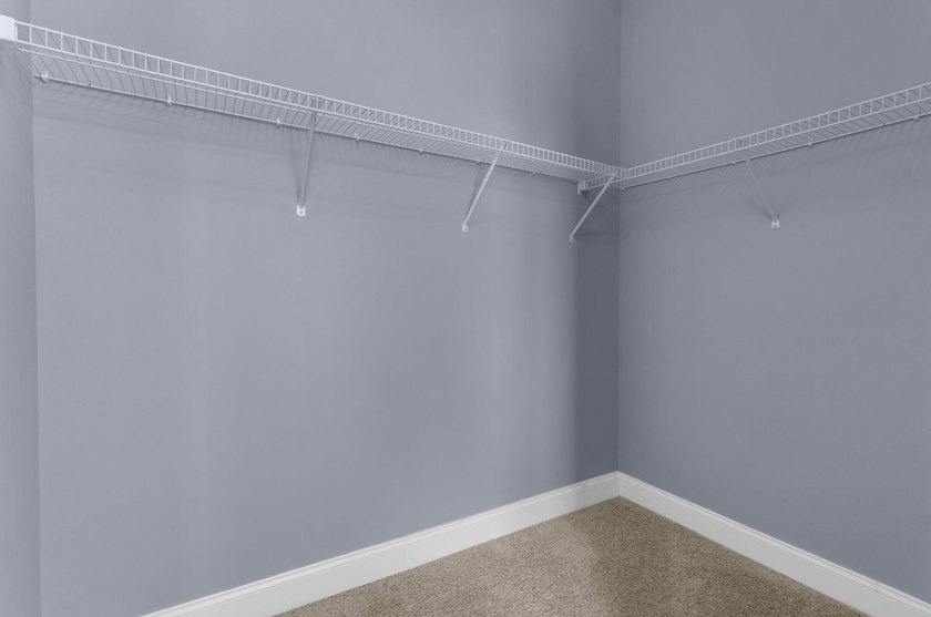 Seller Offering $2500 in Closing Costs (Carpet Allowance) with - photo 25