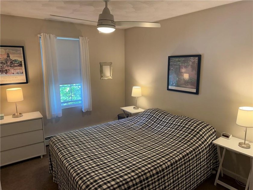 Welcome to 1676 Kingstown Road-a charming and spacious South - photo 11