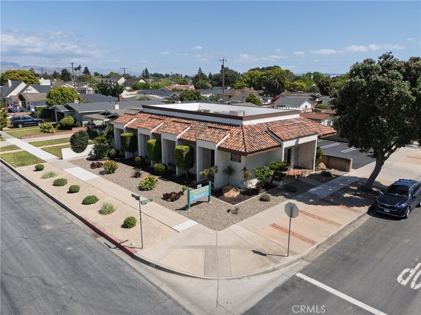 Prime Medical/Dental Office in Santa Maria 2340 SF Building on a - photo 13
