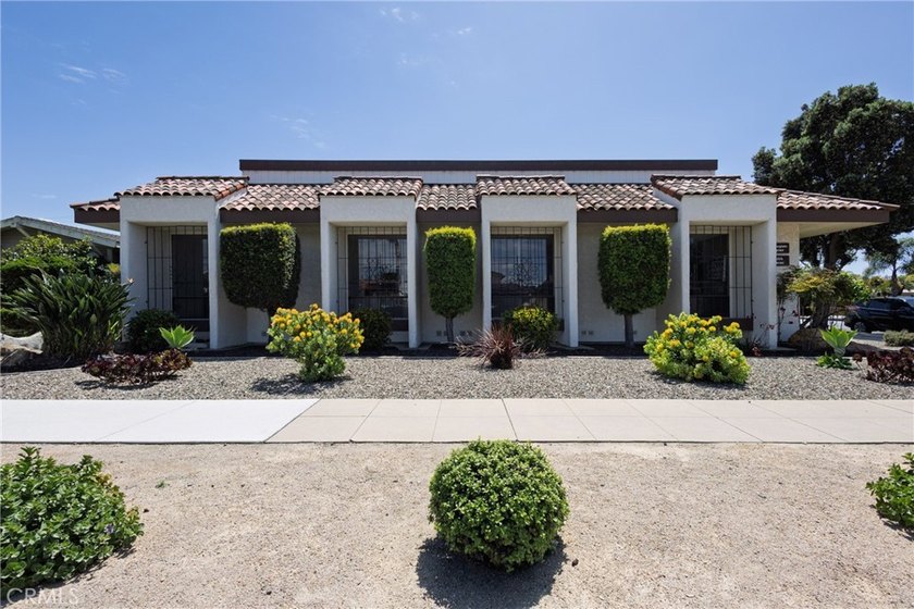 Prime Medical/Dental Office in Santa Maria 2340 SF Building on a - photo 30