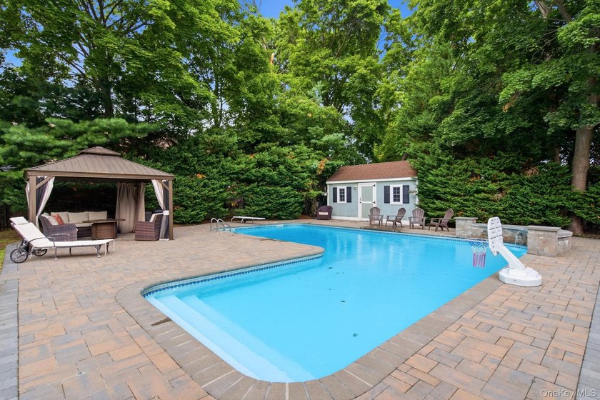 Welcome home to this Post Modern Colonial, where an impressive - photo 4