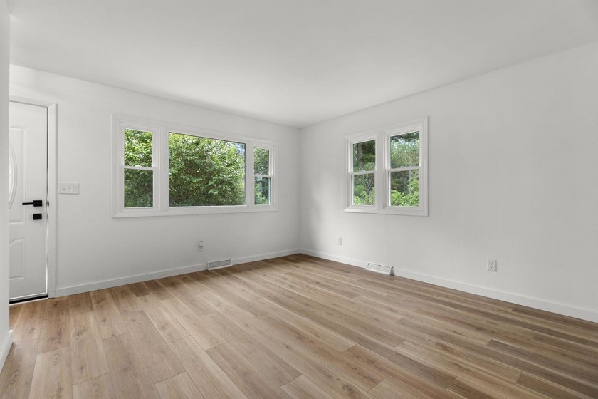 Completely updated 4-bedroom home situated on 2.9 private acres - photo 2
