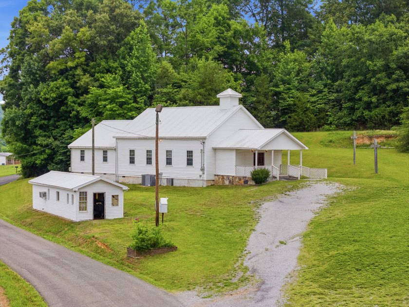 Prime Commercial Opportunity in Loudon County Tn - historic 1870 - photo 30