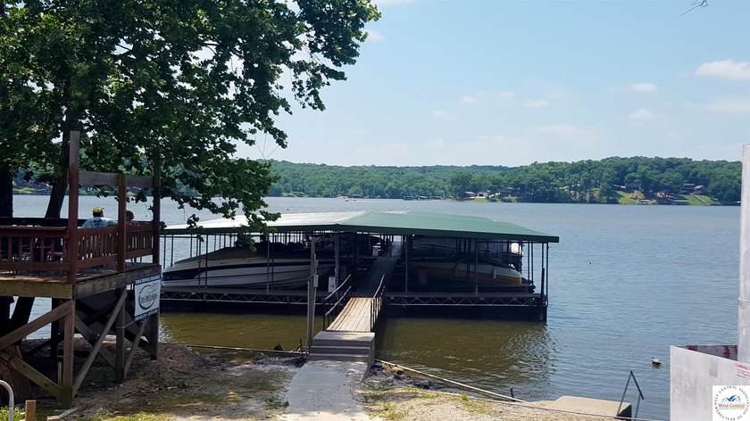 Looking for that optimal full-time home or weekend retreat? This - photo 46