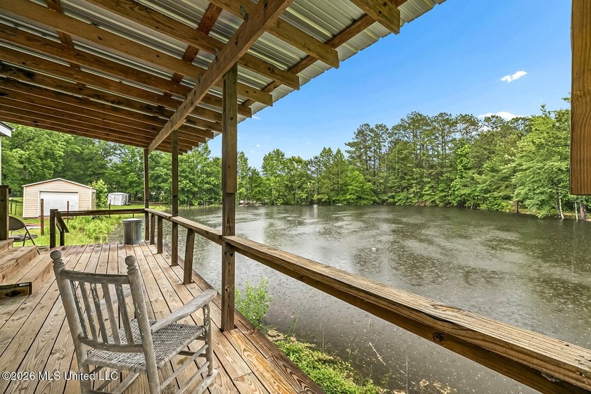 Discover your peaceful country retreat, conveniently located - photo 2