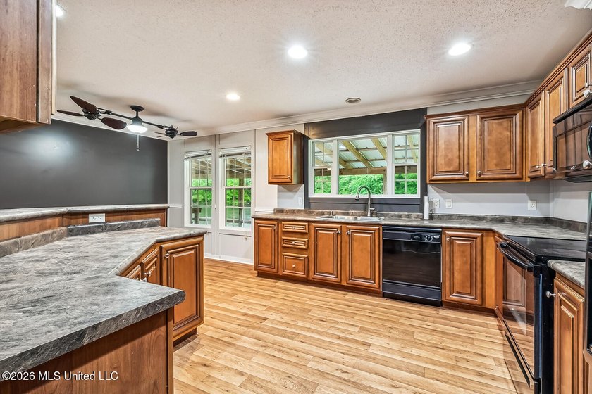 Discover your peaceful country retreat, conveniently located - photo 10