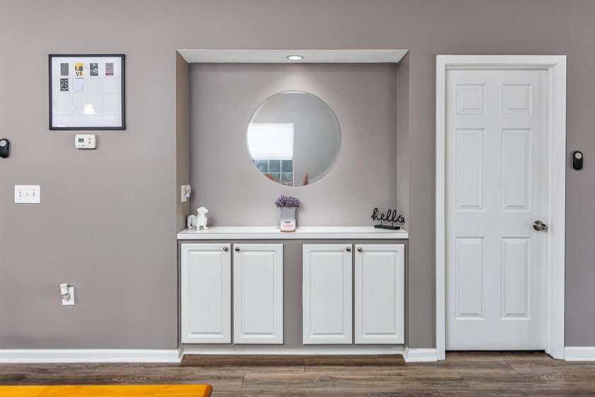 PRIDE OF OWNERSHIP SHOWS IN THIS HIGHLY DESIRABLE 1ST FLOOR, 2 - photo 13