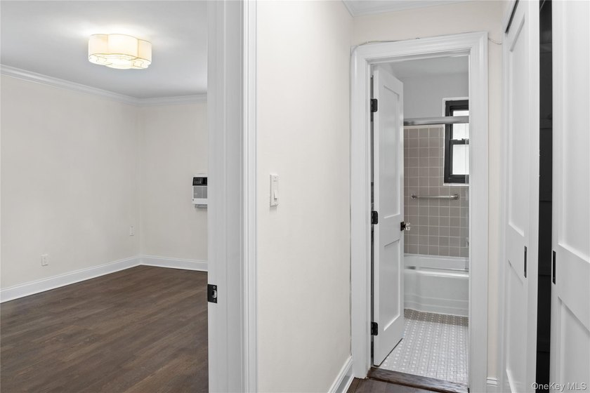 Step into this beautifully renovated 1-bedroom home and enjoy - photo 13