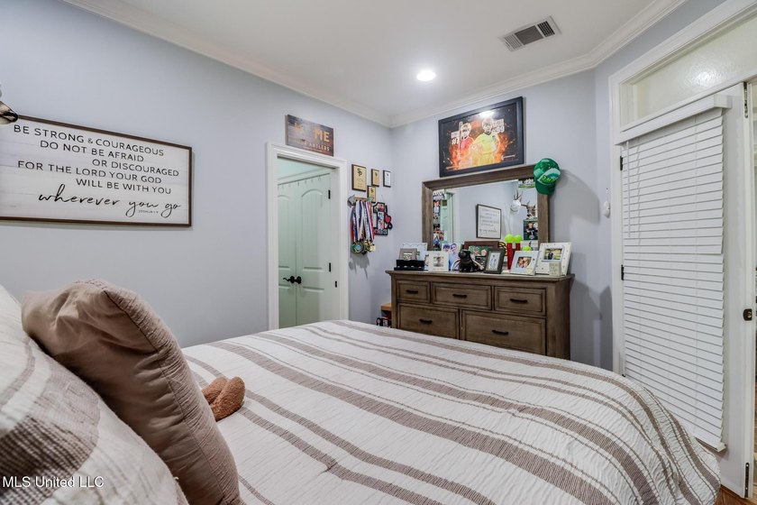 Great house in the Bayou View School District! 4 Bedrooms with a - photo 14