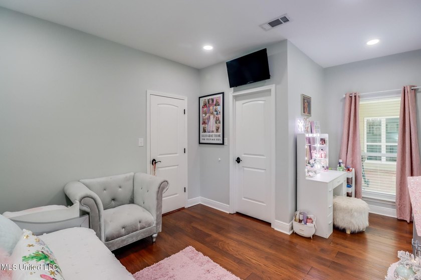 Great house in the Bayou View School District! 4 Bedrooms with a - photo 24