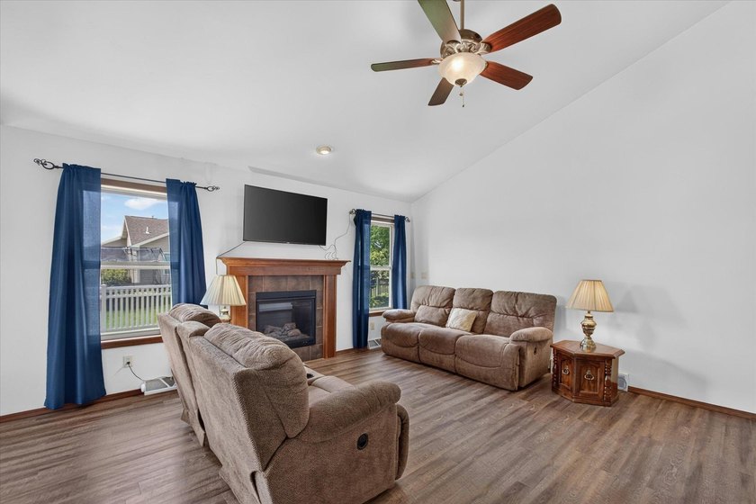 Don't miss this 2009 Energy Star approved ranch home in East De - photo 10